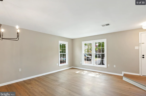 Golden Oak Vinyl SPC Flooring