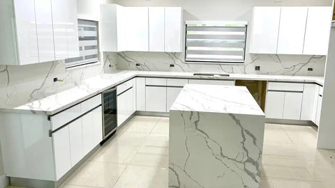 Quartz Countertops With White Cabinets